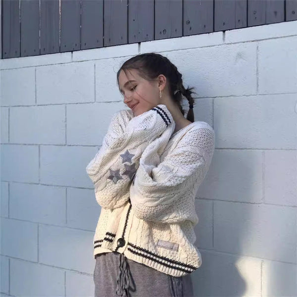 Eloise - Women's Oversized Cable Knit V Neck Cardigan